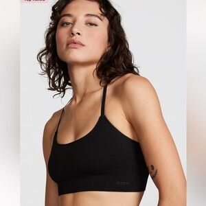 ✨NWT✨ VS PINK Seamless Scoop Sports Bra